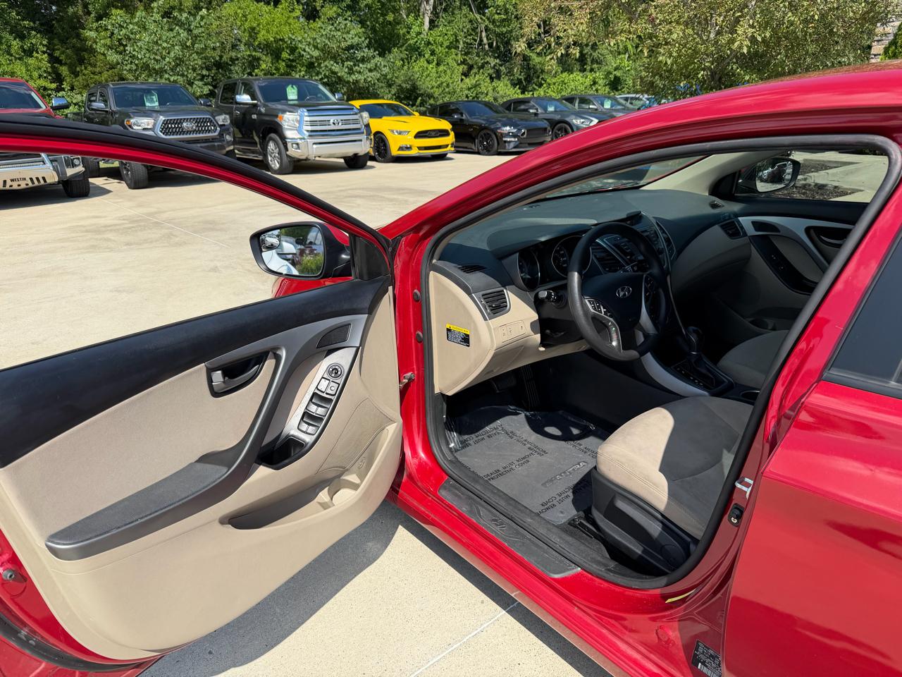 Hyundai Elantra 4dr Sdn Auto SE 2016