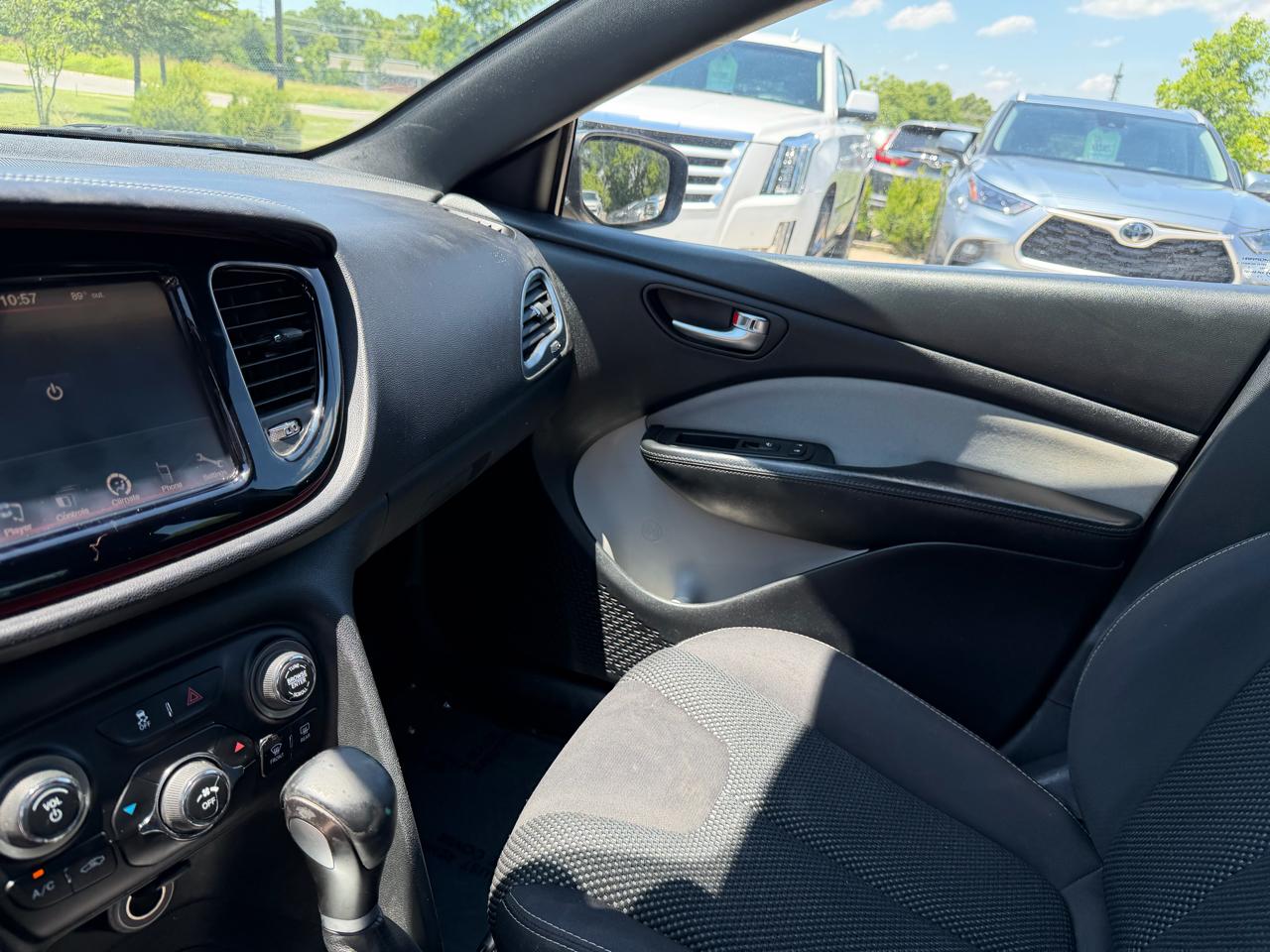 Dodge Dart 4dr Sdn SXT 2015