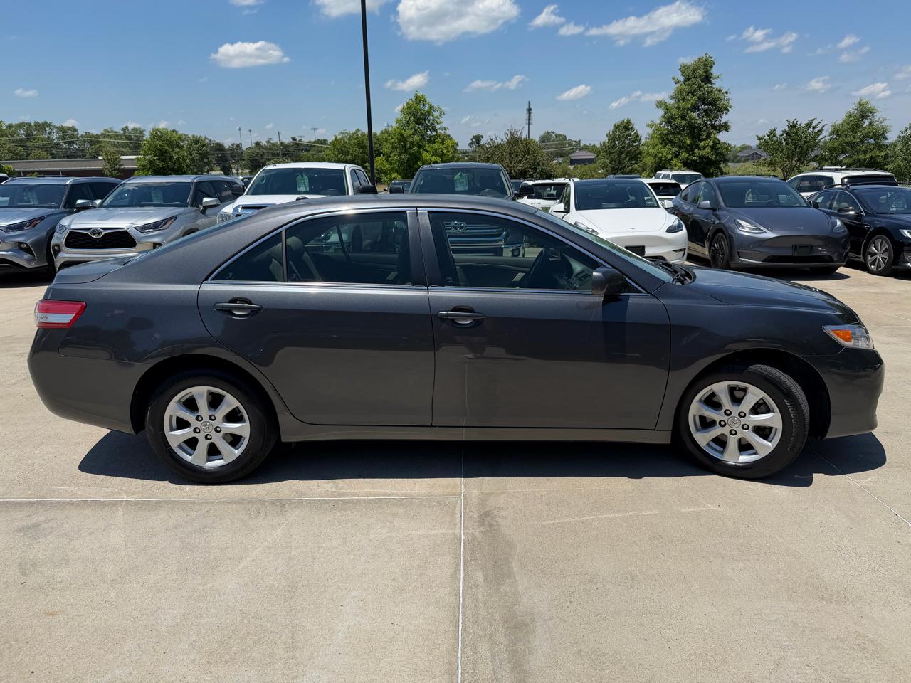 Toyota Camry  2011