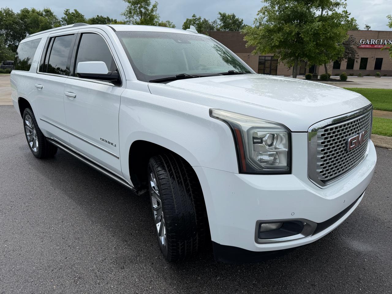 GMC Yukon XL 2WD 4dr Denali 2015