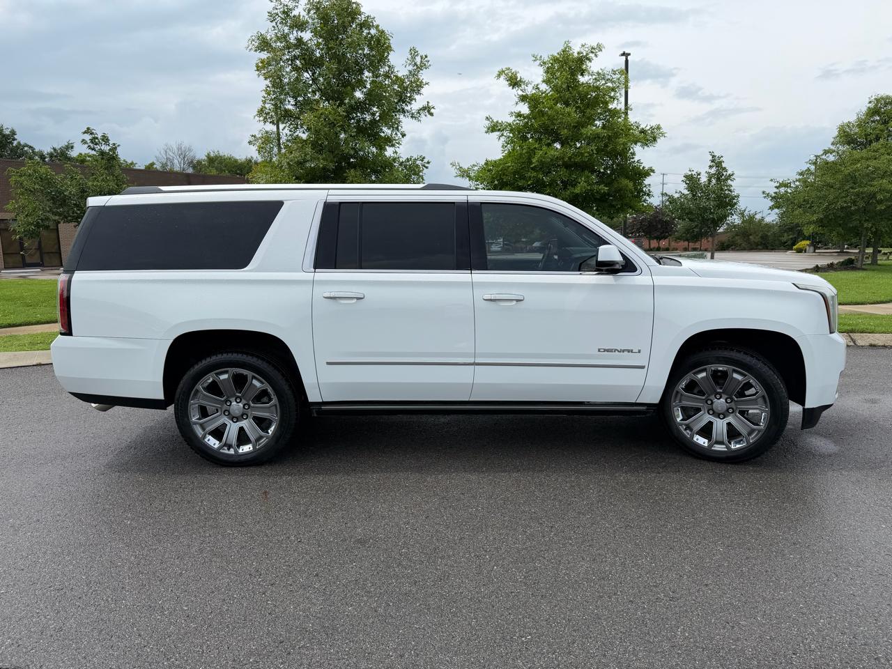 GMC Yukon XL 2WD 4dr Denali 2015