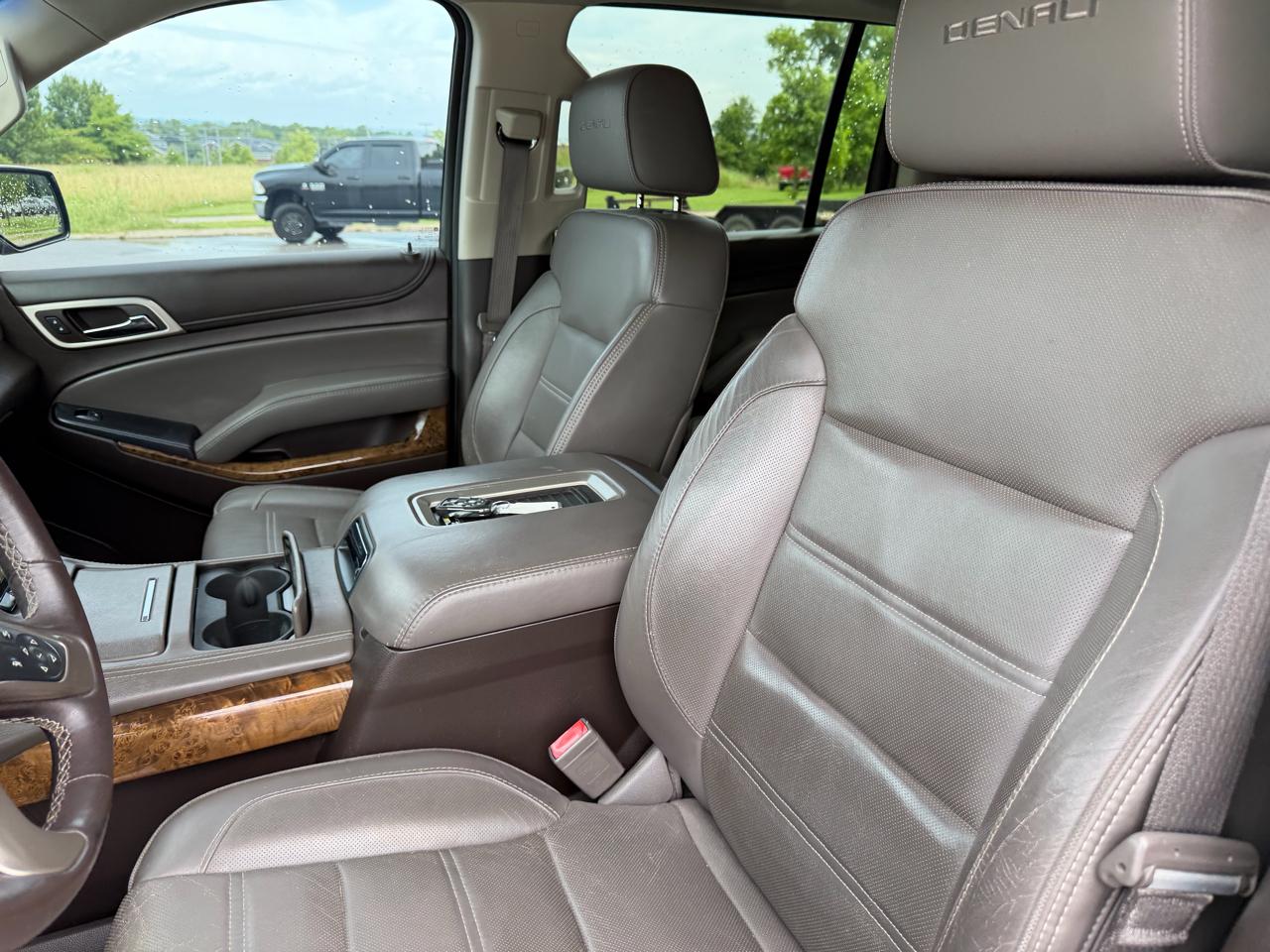 GMC Yukon XL 2WD 4dr Denali 2015