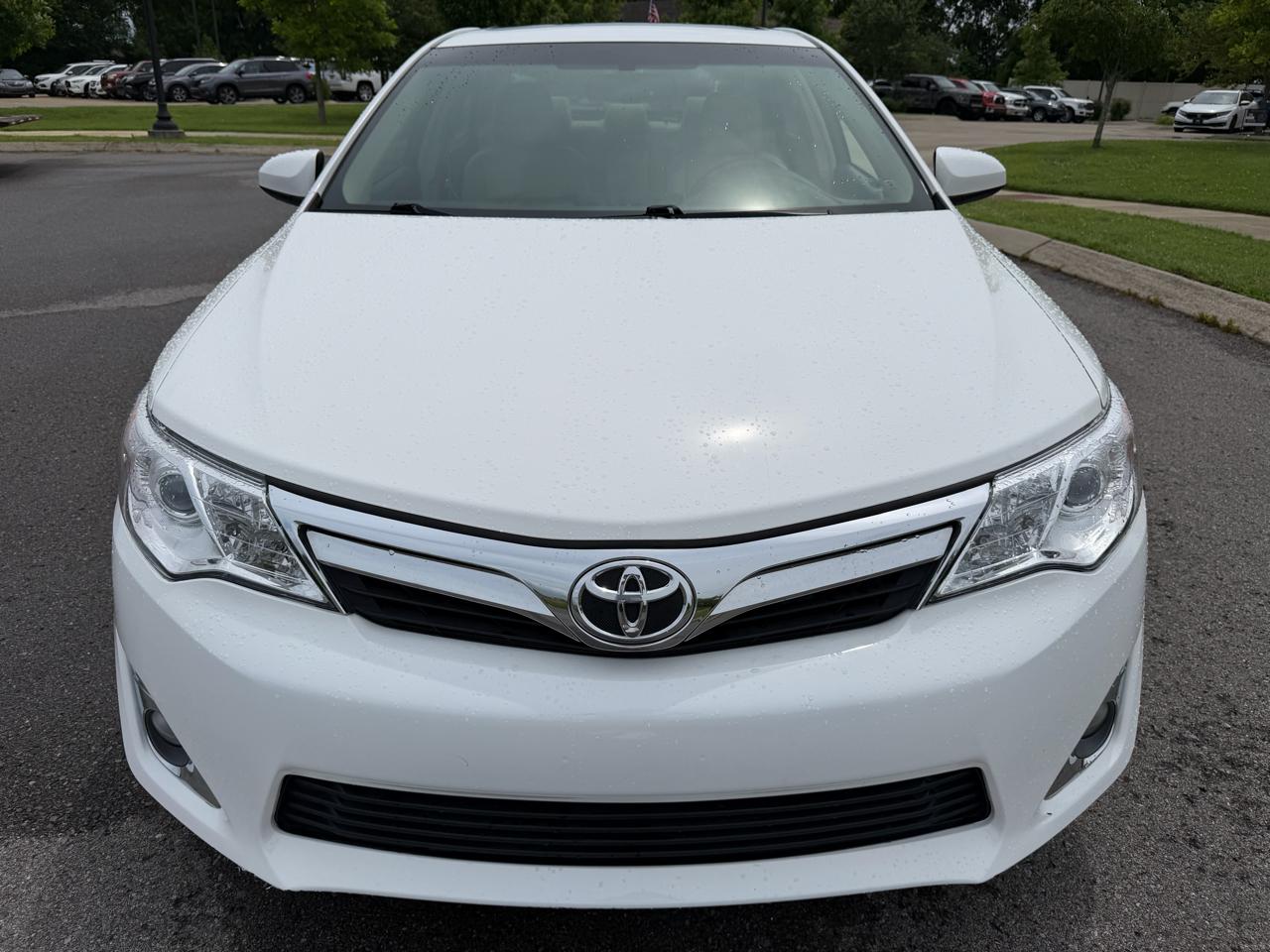 Toyota Camry  2014