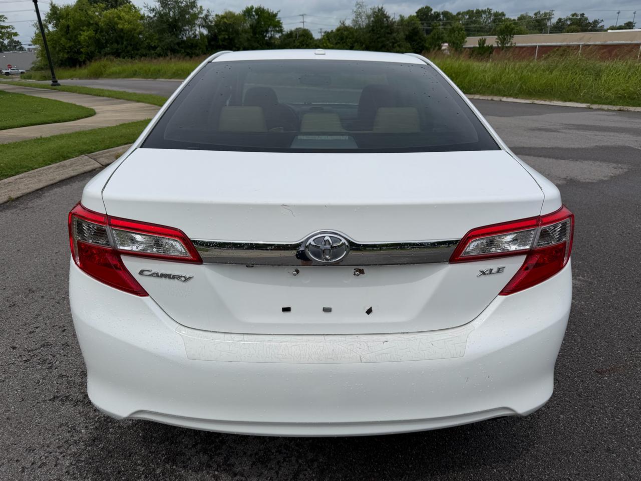 Toyota Camry  2014