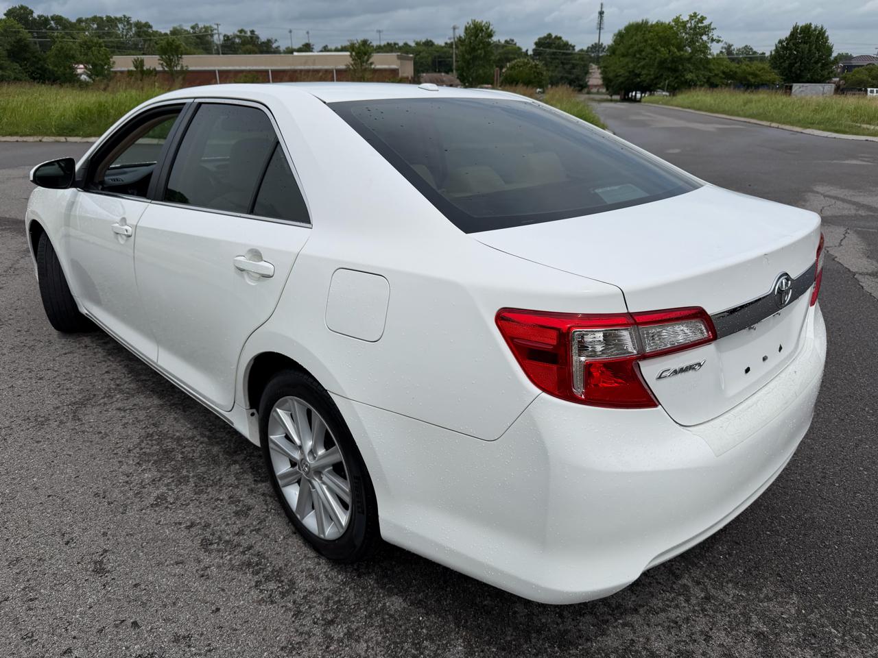 Toyota Camry  2014