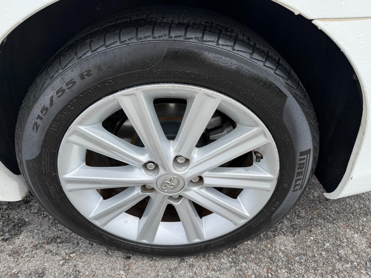 Toyota Camry  2014