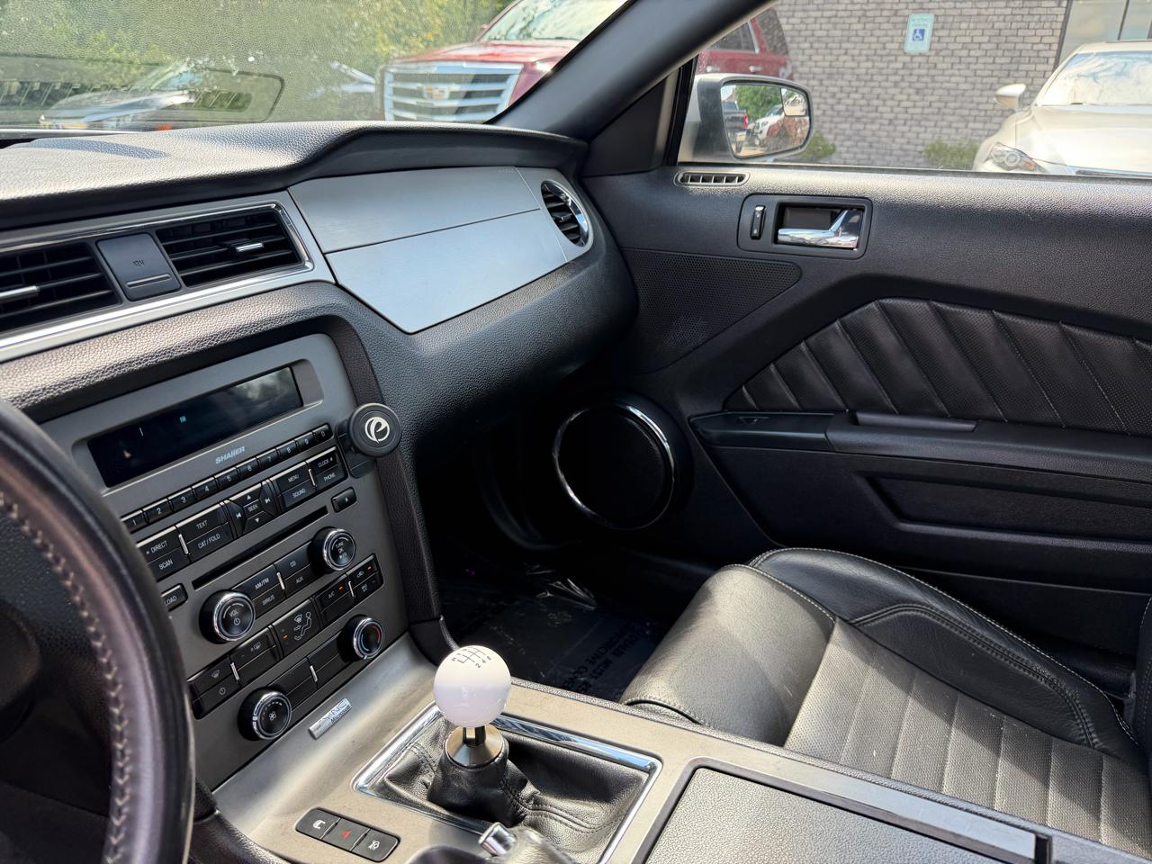 Ford Mustang 2dr Cpe GT 2011