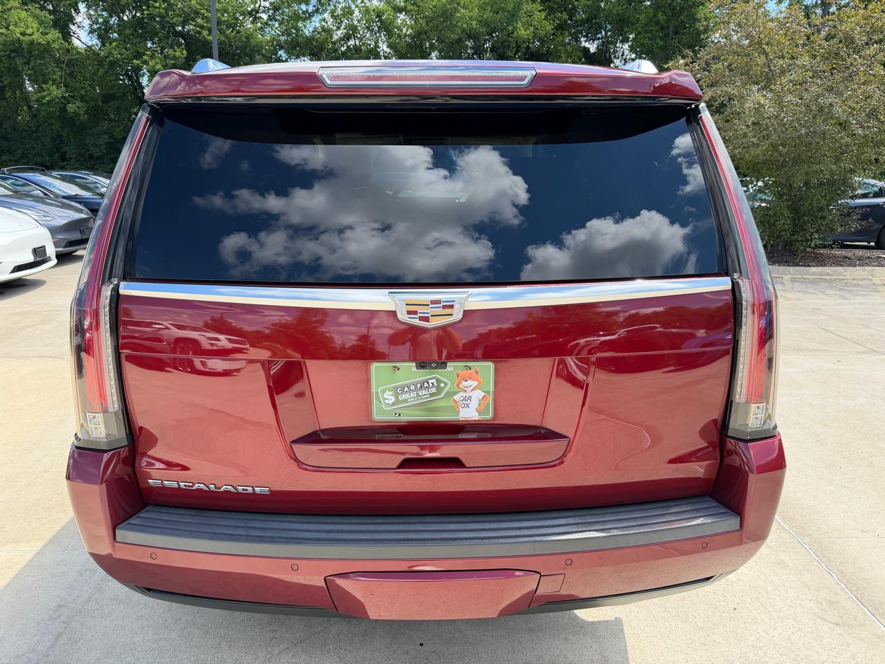 Cadillac Escalade 2WD 4dr Luxury 2019