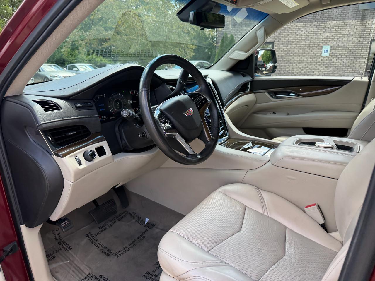 Cadillac Escalade 2WD 4dr Luxury 2019