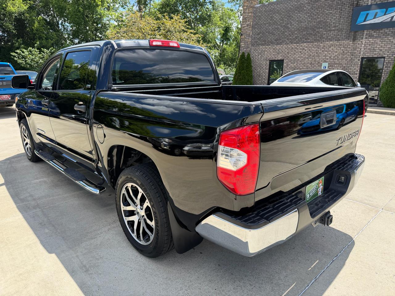 Toyota Tundra 2WD  2017