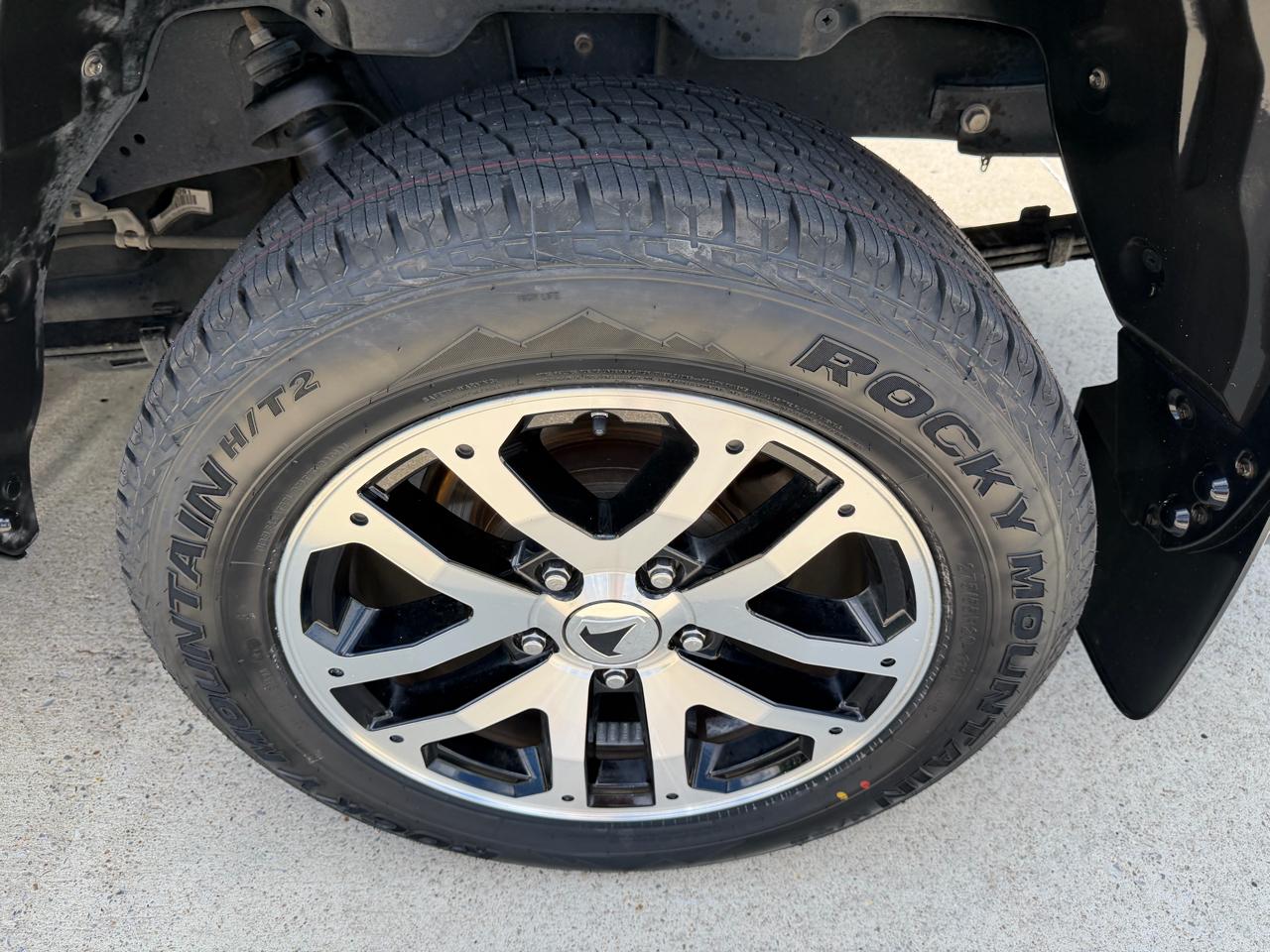 Toyota Tundra 2WD  2017
