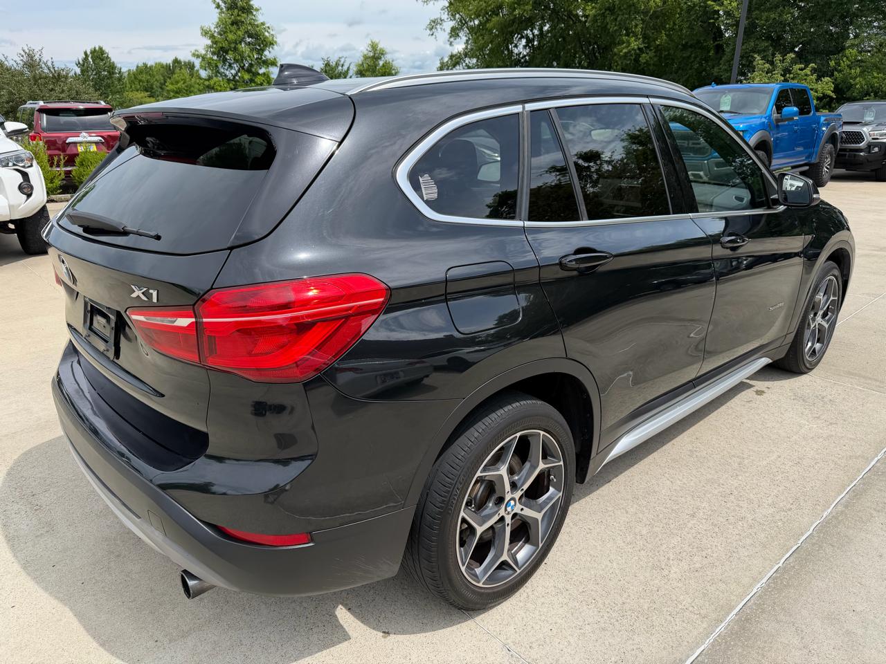 BMW X1 sDrive28i Sports Activity Vehicle 2017