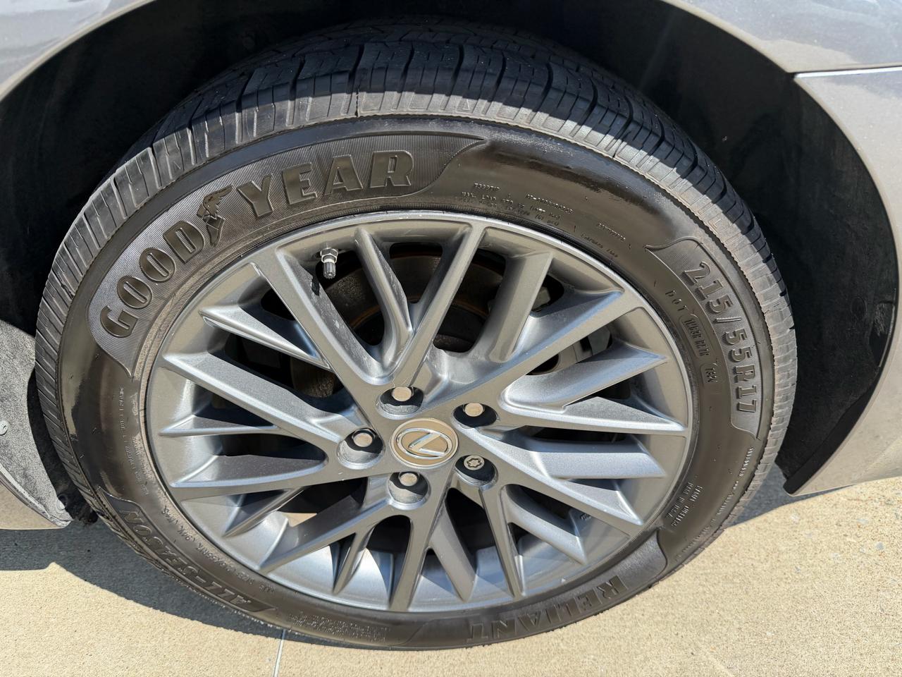 Lexus ES ES 350 FWD 2018
