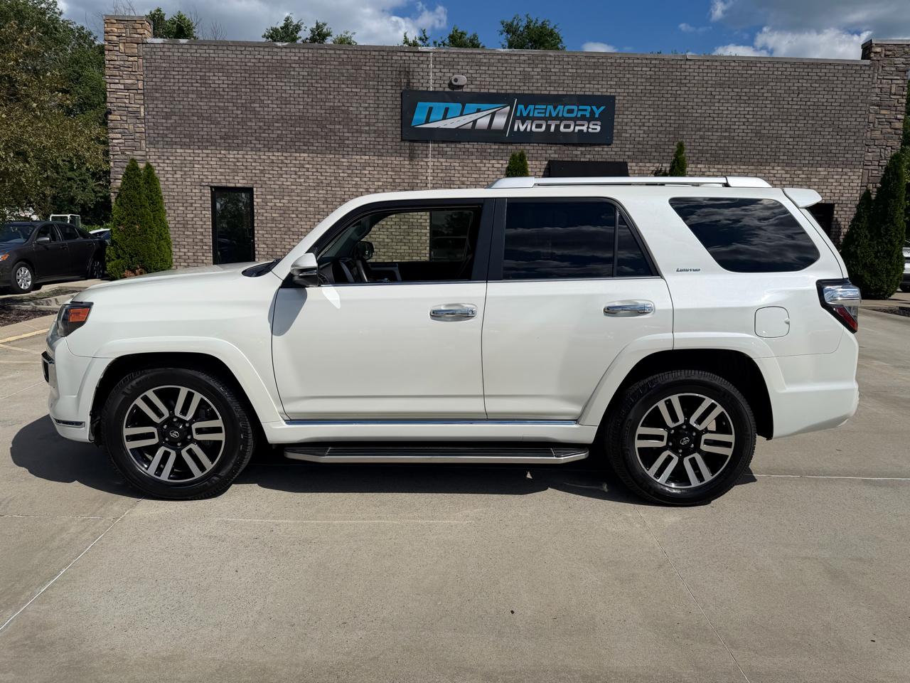 Toyota 4Runner  2020