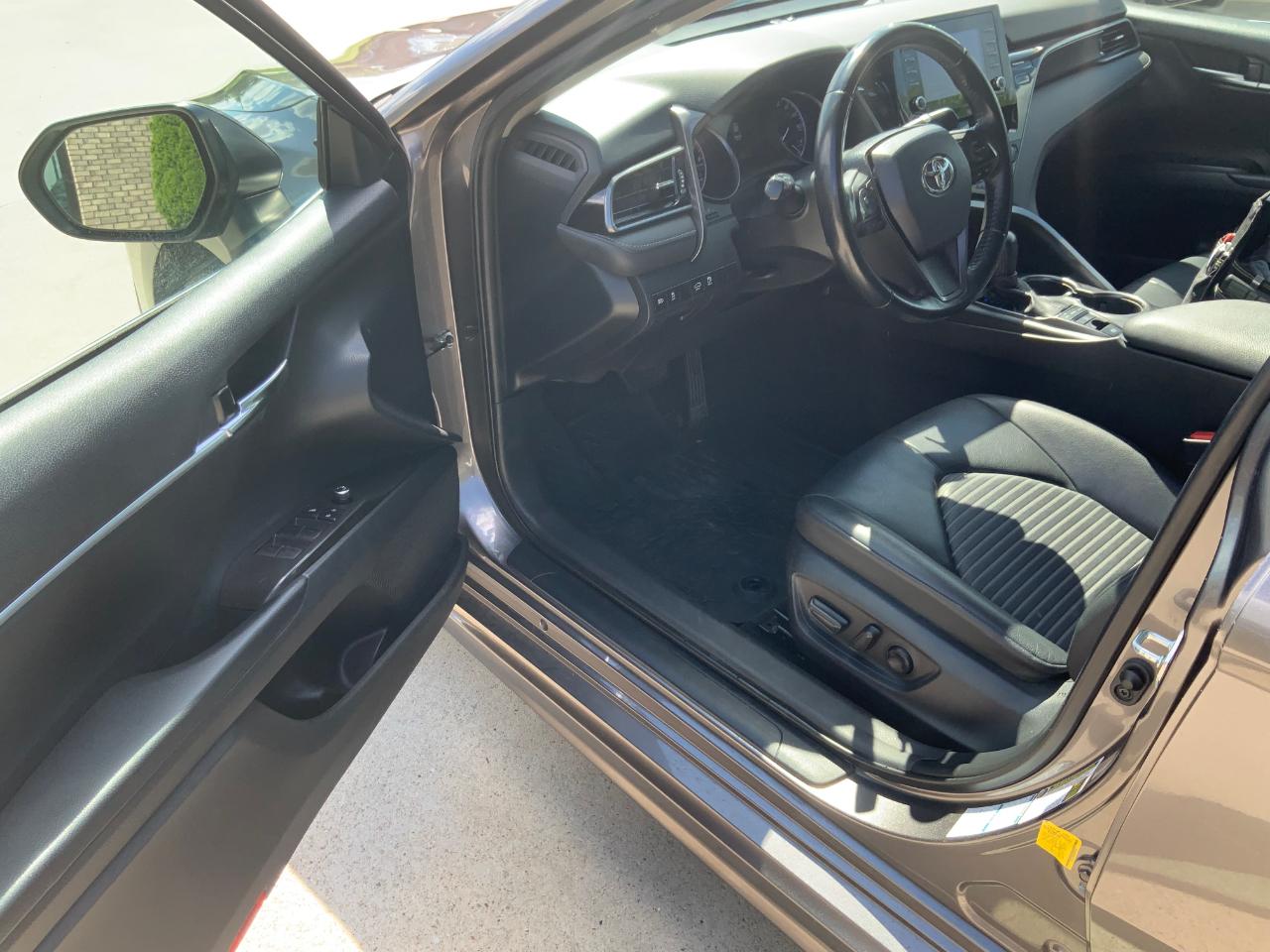 Toyota Camry SE Auto AWD (Natl) 2022