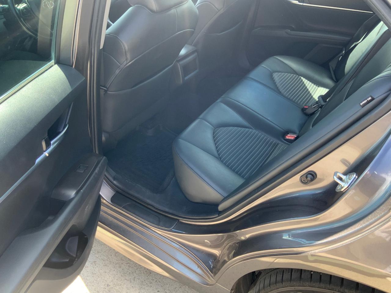 Toyota Camry SE Auto AWD (Natl) 2022