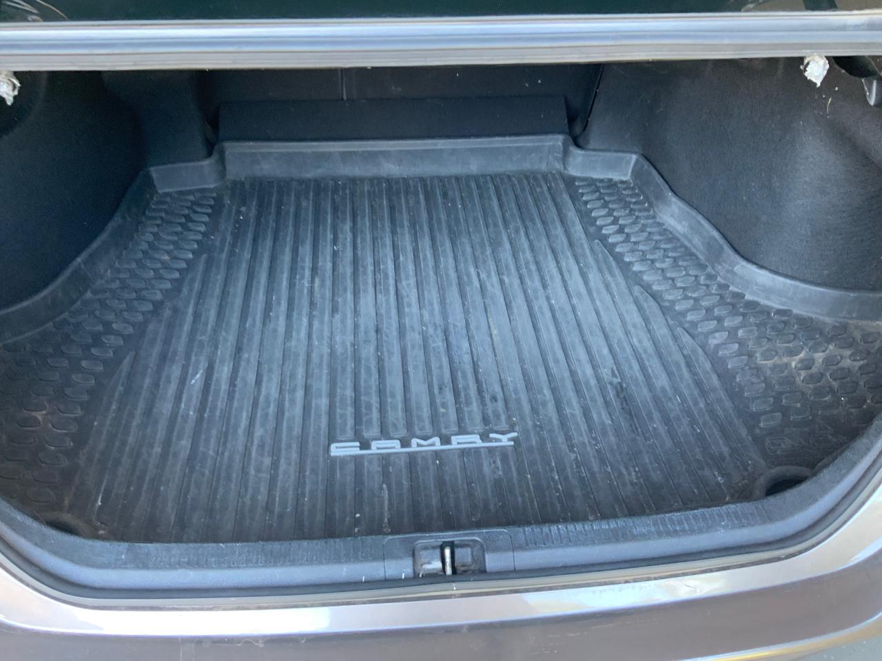 Toyota Camry SE Auto AWD (Natl) 2022