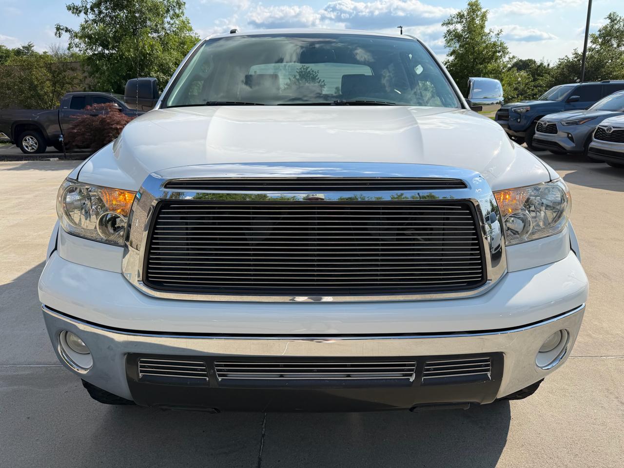 Toyota Tundra 4WD Truck  2012