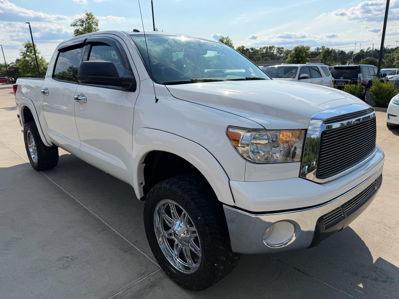 Toyota Tundra 4WD Truck  2012