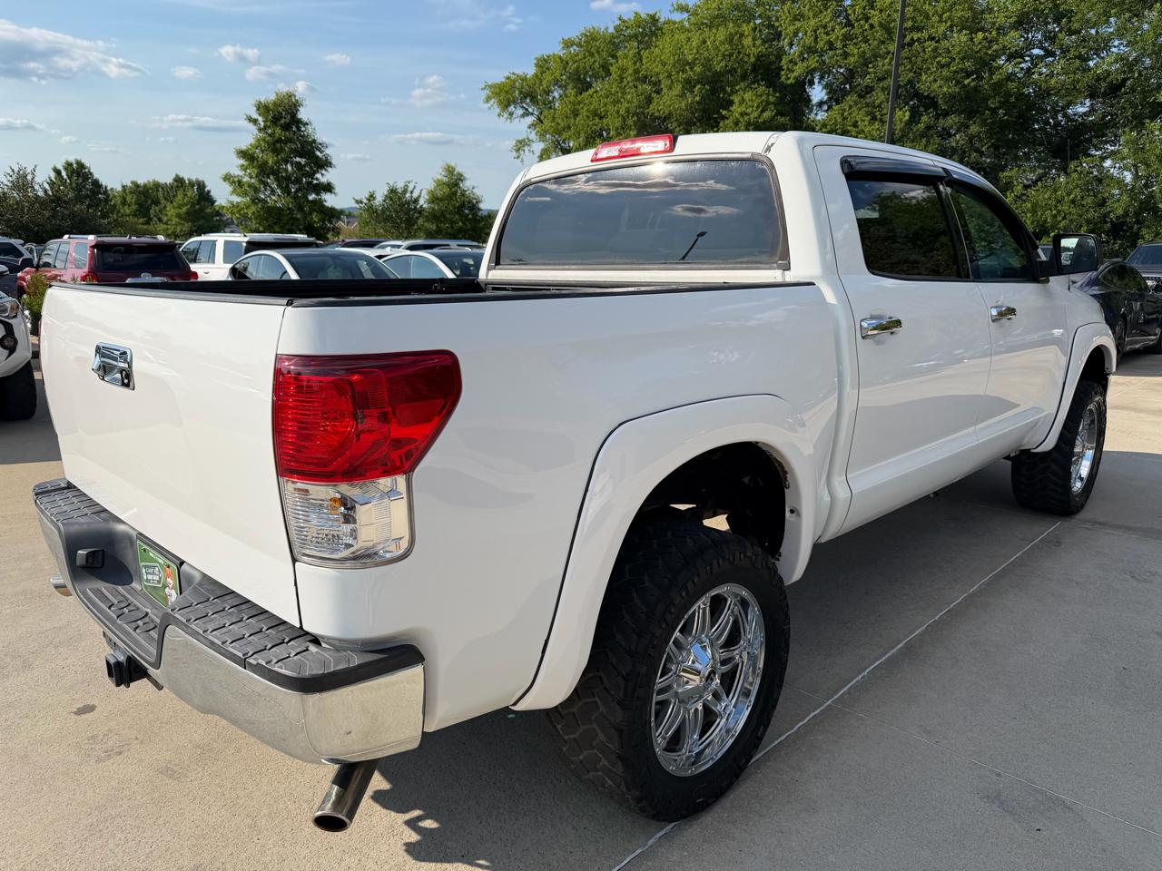 Toyota Tundra 4WD Truck  2012