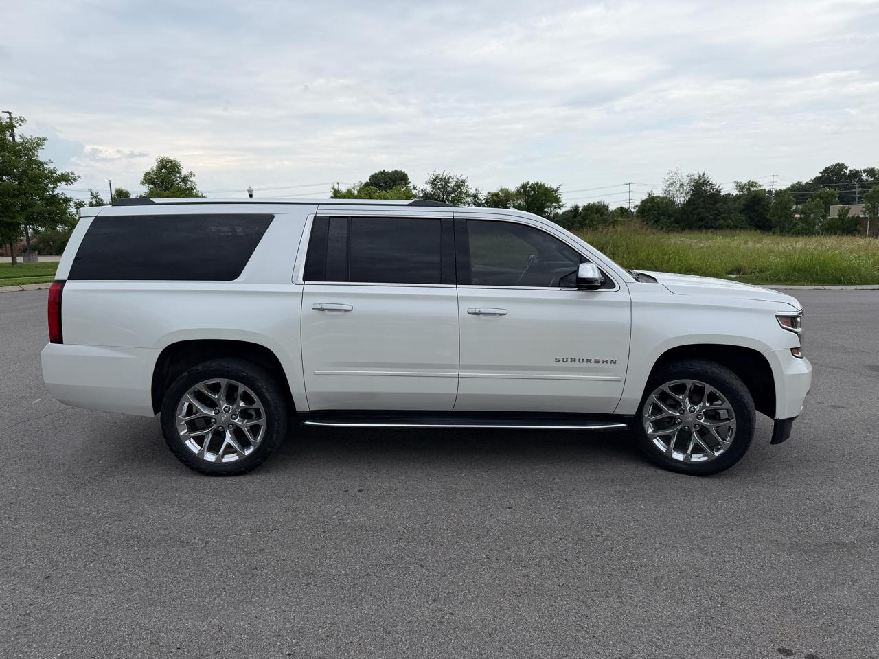 Chevrolet Suburban 4WD 4dr 1500 Premier 2018
