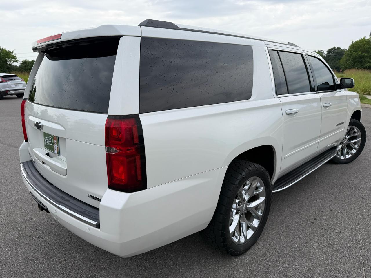 Chevrolet Suburban 4WD 4dr 1500 Premier 2018