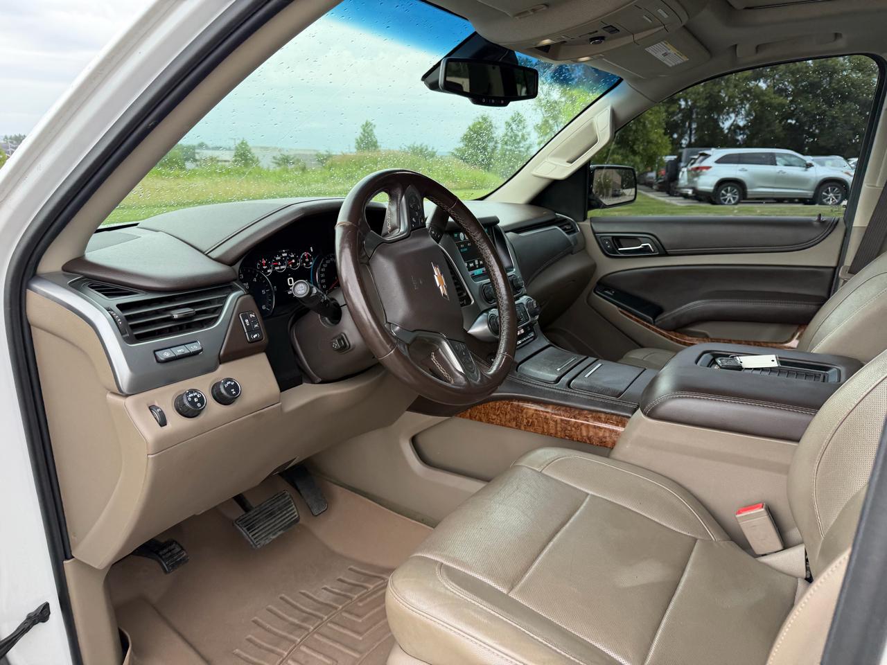 Chevrolet Suburban 4WD 4dr 1500 Premier 2018