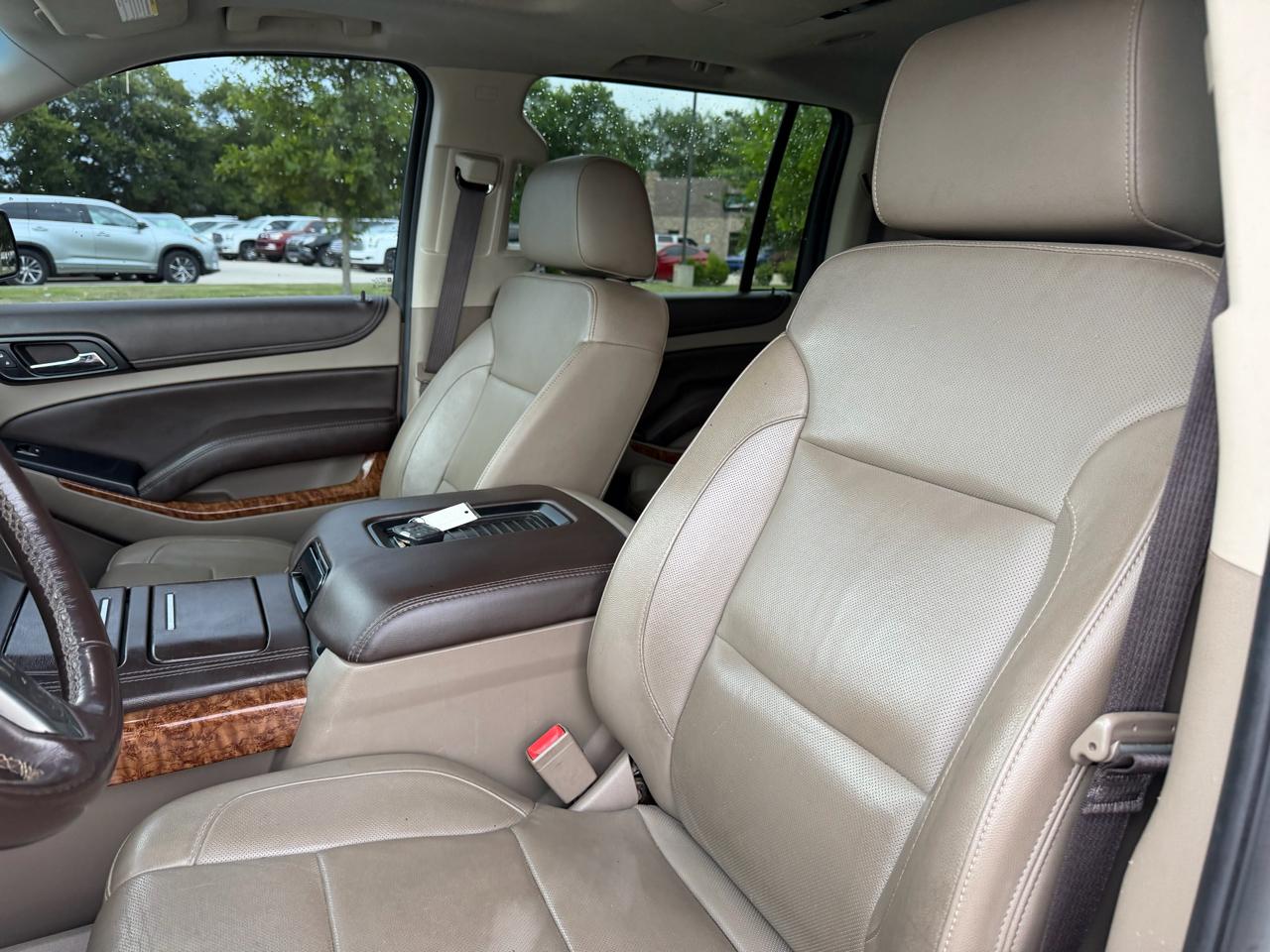 Chevrolet Suburban 4WD 4dr 1500 Premier 2018