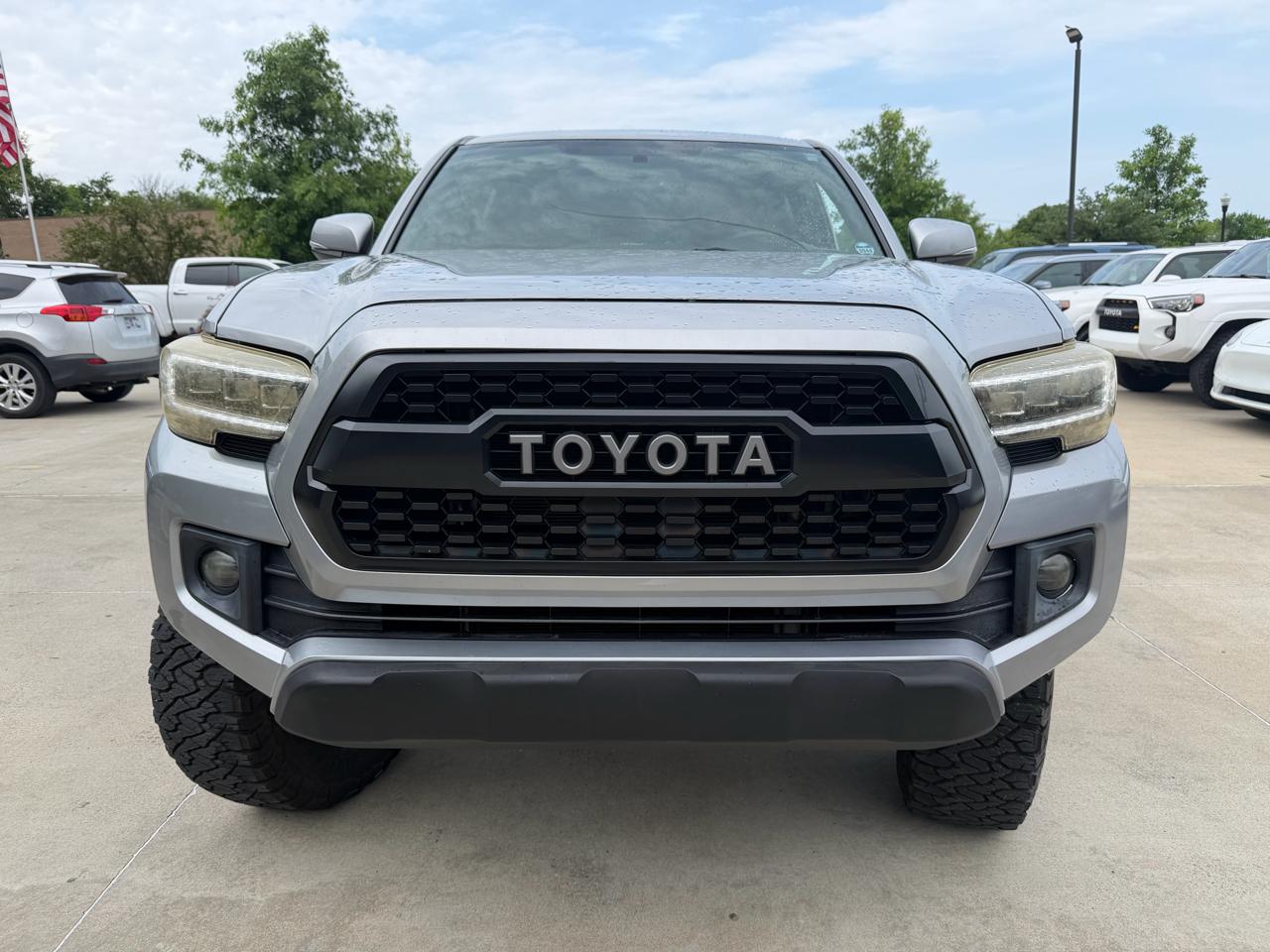 Toyota Tacoma  2017