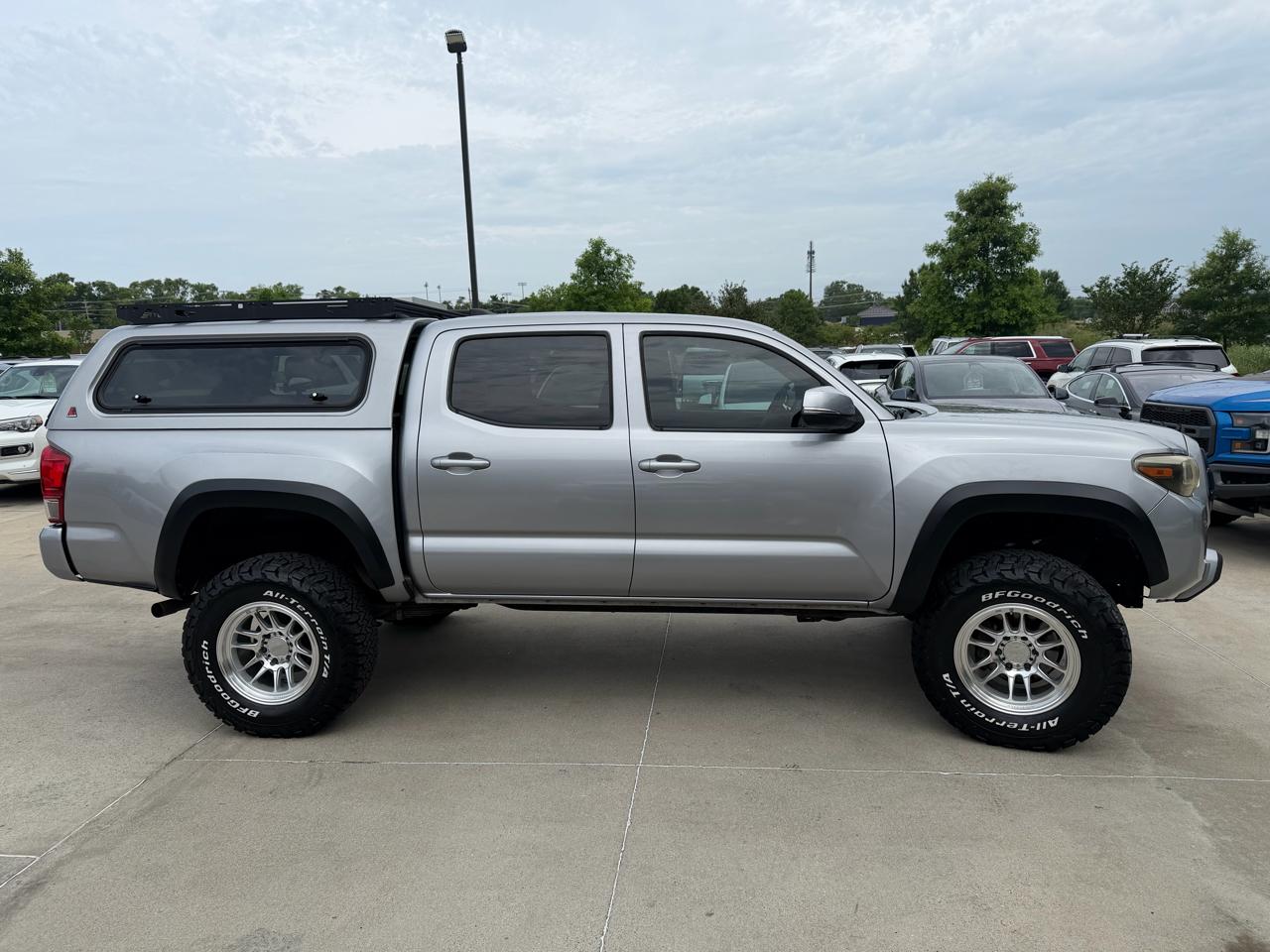 Toyota Tacoma  2017