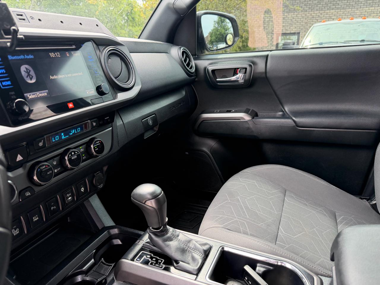 Toyota Tacoma  2017