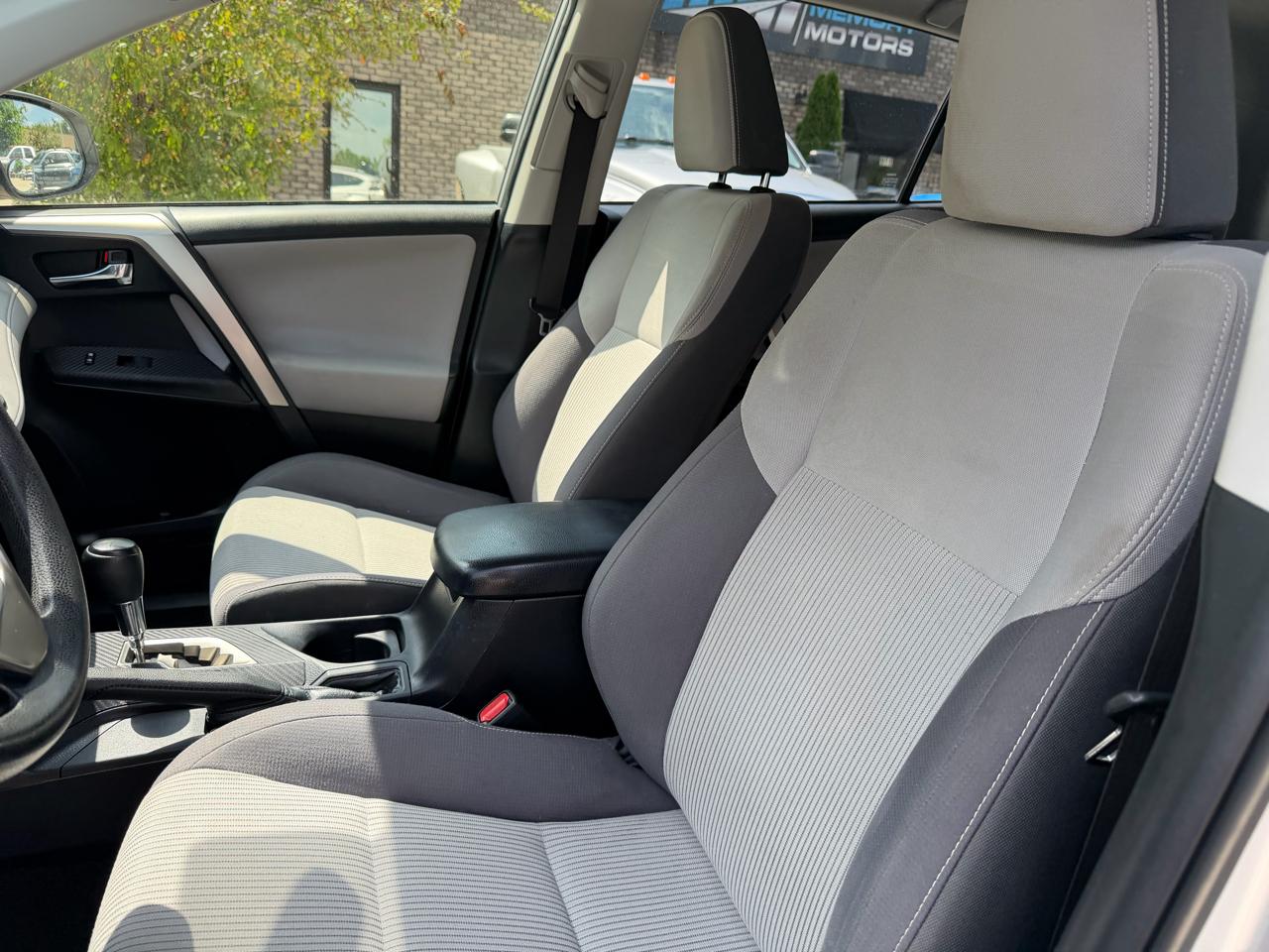 Toyota RAV4  2014