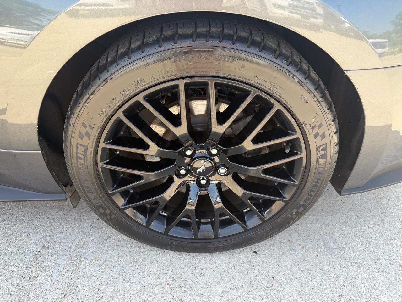 Ford Mustang 2dr Cpe GT Premium 2016