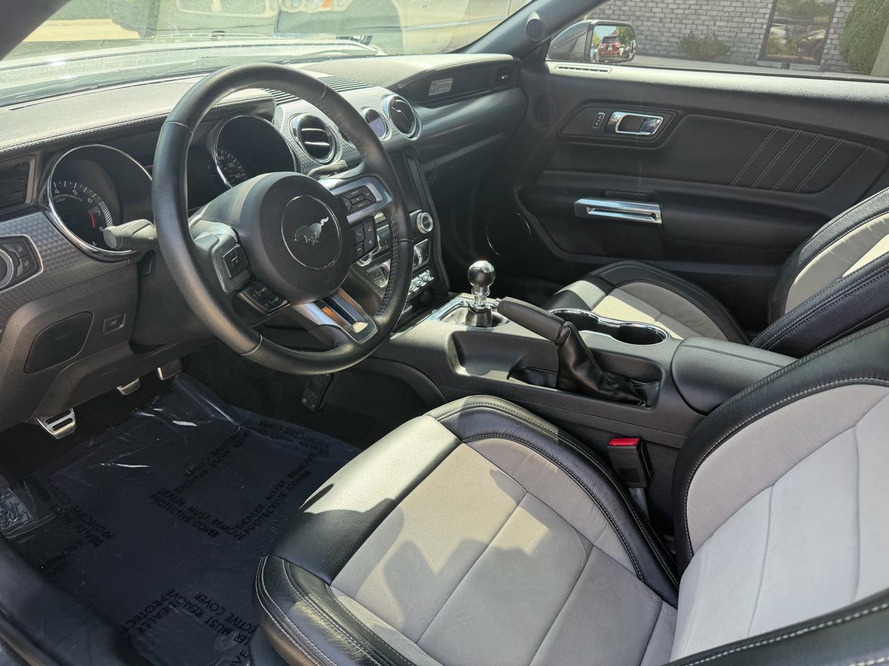 Ford Mustang 2dr Cpe GT Premium 2016