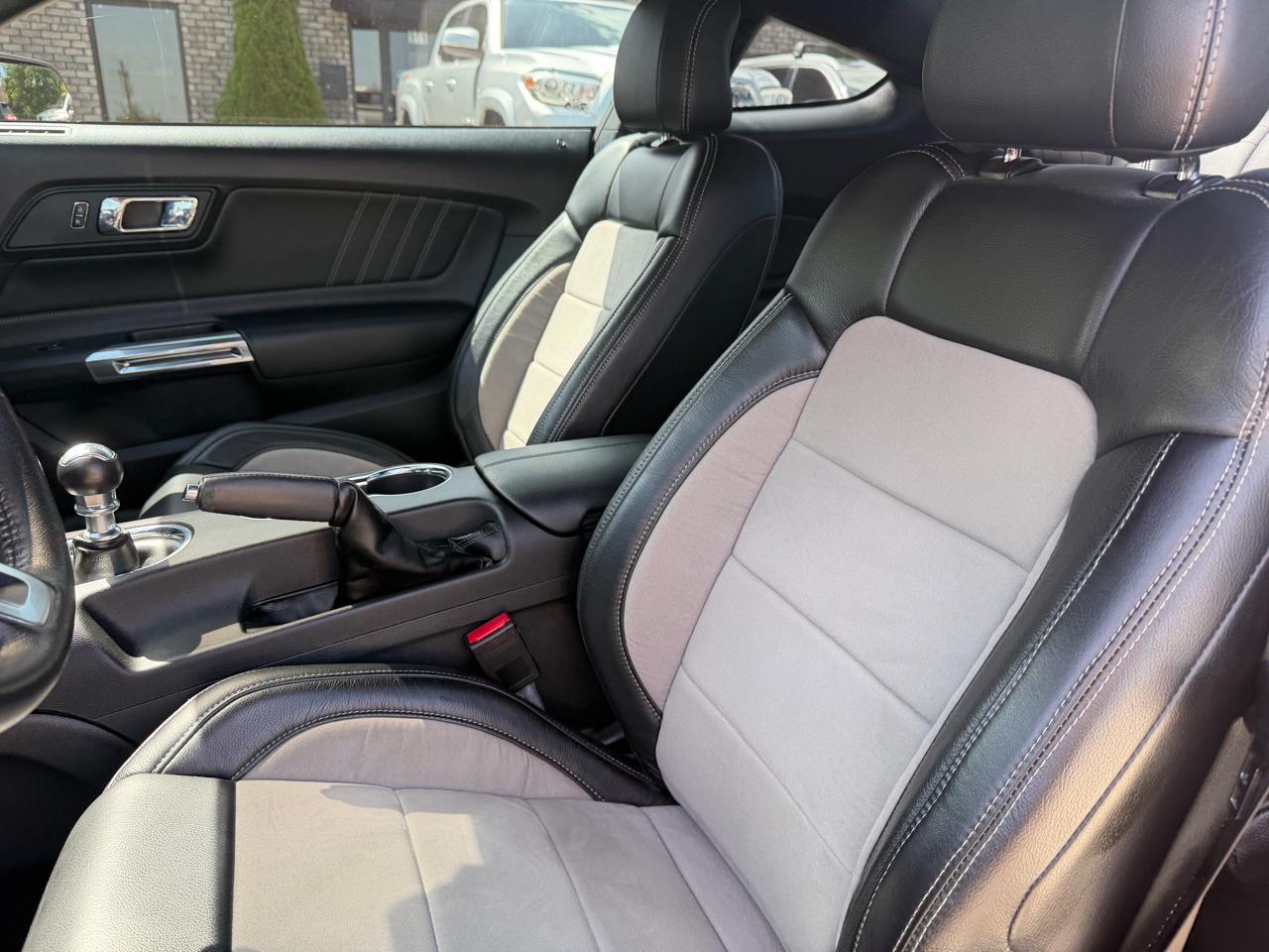 Ford Mustang 2dr Cpe GT Premium 2016