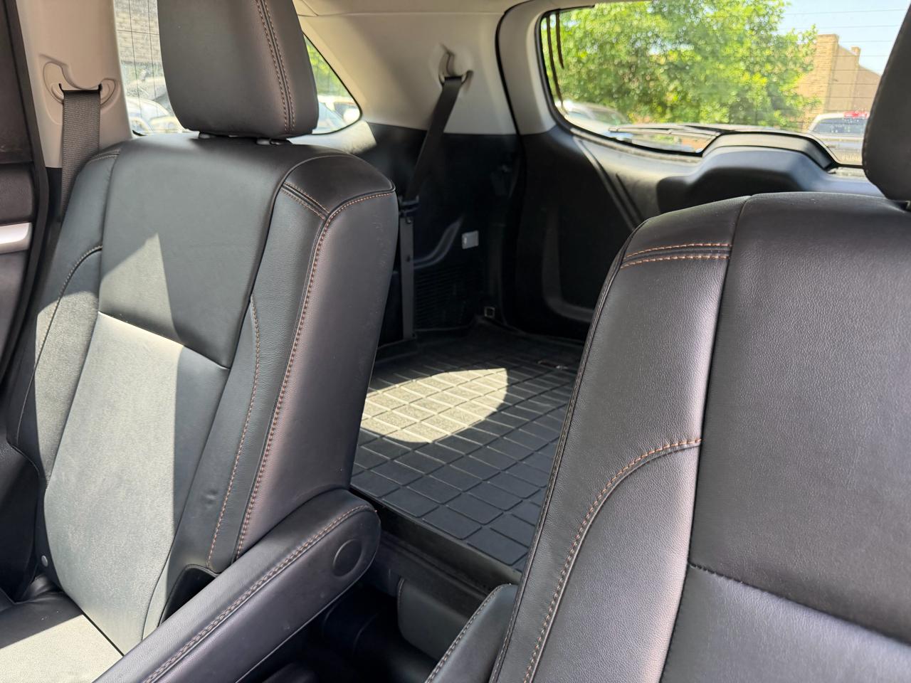 Toyota Highlander  2015