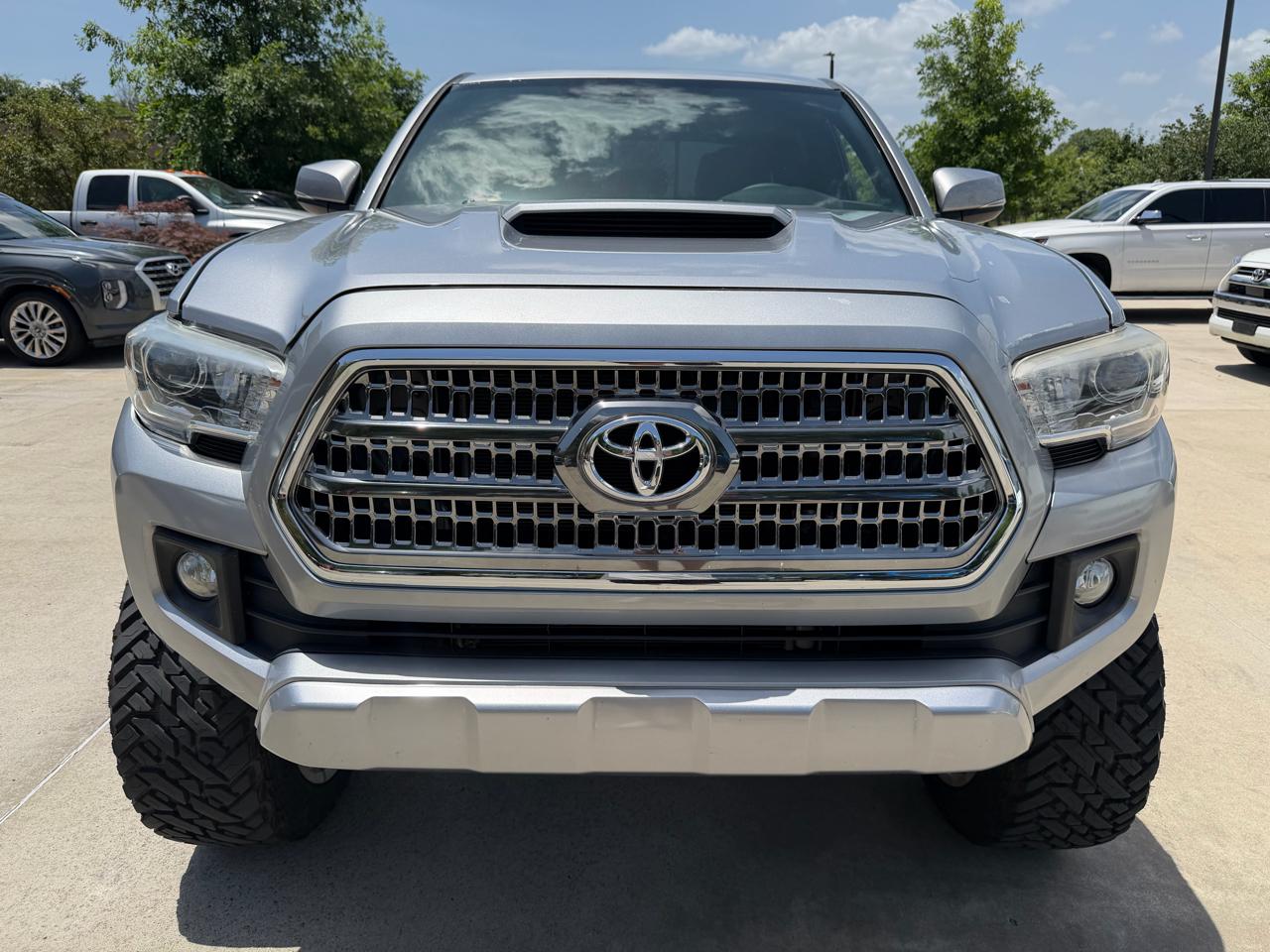 Toyota Tacoma  2017