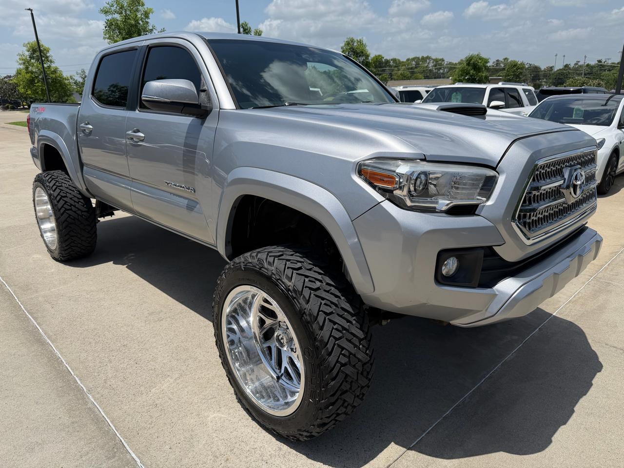 Toyota Tacoma  2017