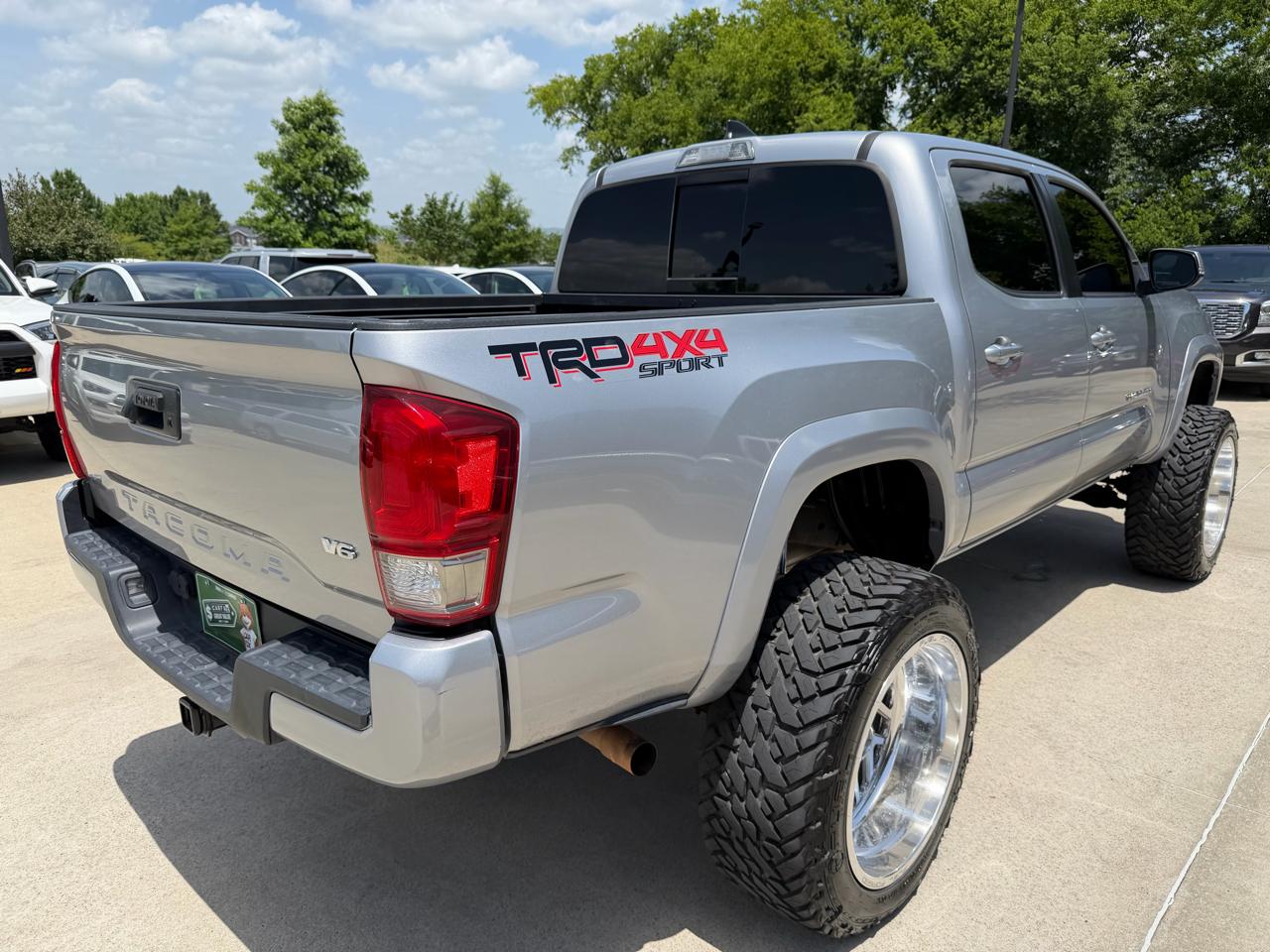 Toyota Tacoma  2017
