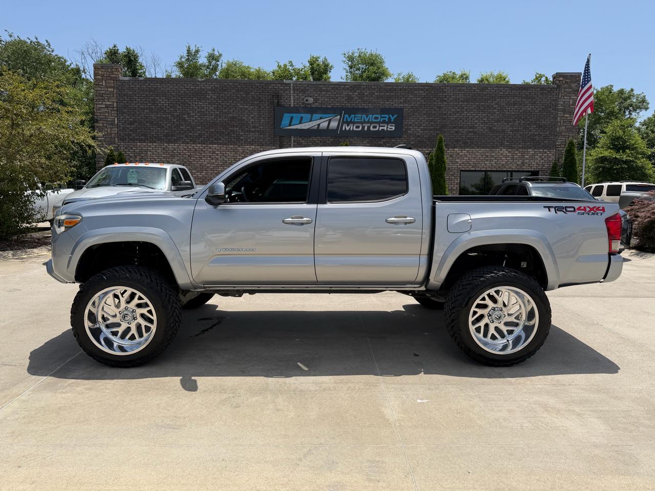 Toyota Tacoma  2017
