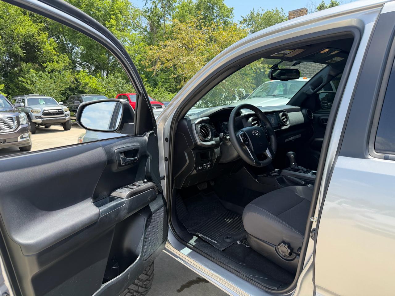 Toyota Tacoma  2017