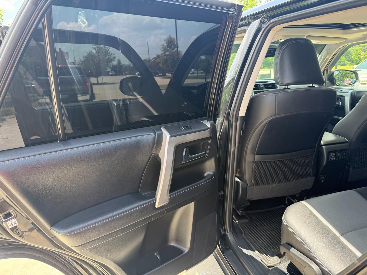 Toyota 4Runner SR5 Premium 4WD 2019