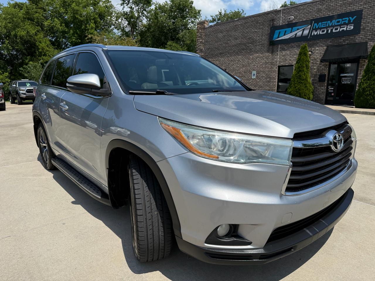 Toyota Highlander  2016