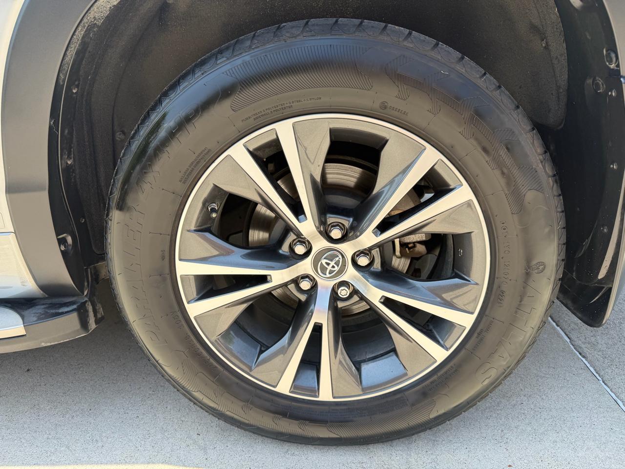 Toyota Highlander  2016