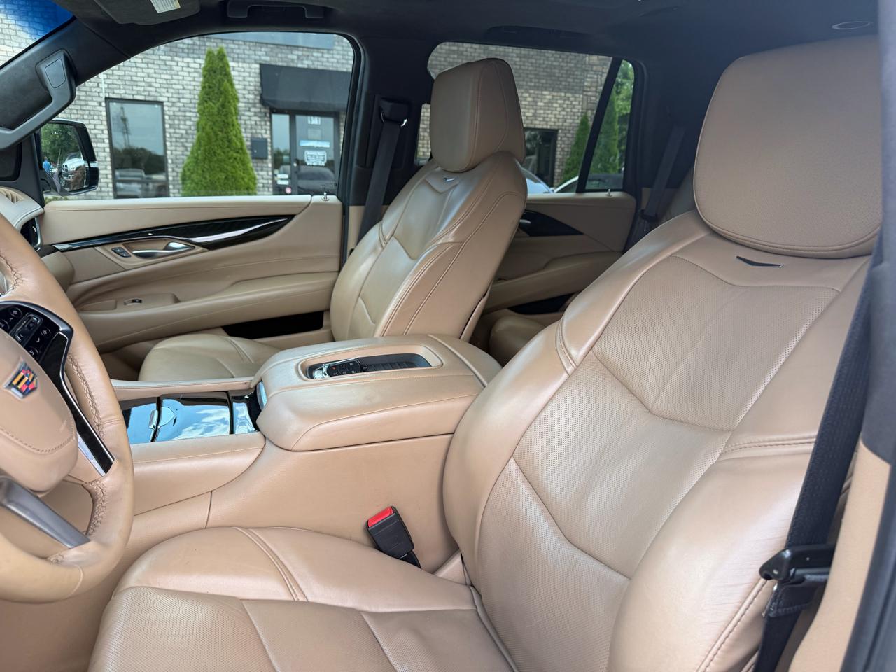 Cadillac Escalade 2WD 4dr Platinum 2018
