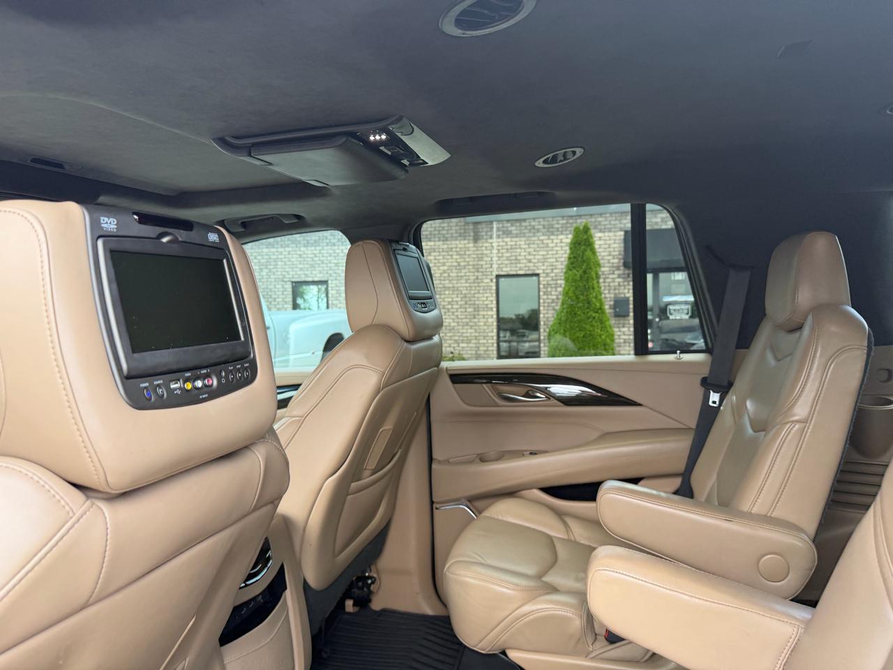 Cadillac Escalade 2WD 4dr Platinum 2018