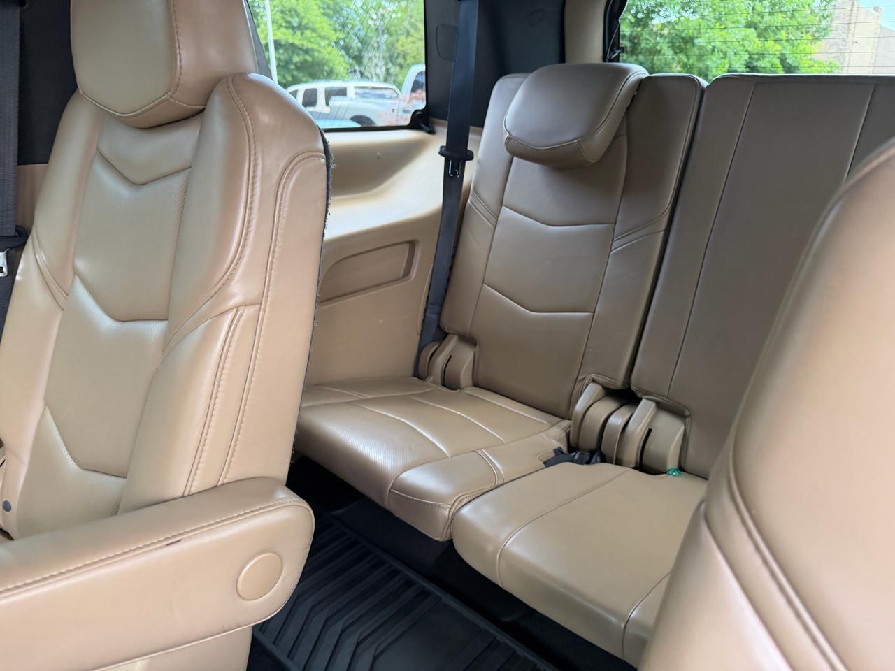 Cadillac Escalade 2WD 4dr Platinum 2018