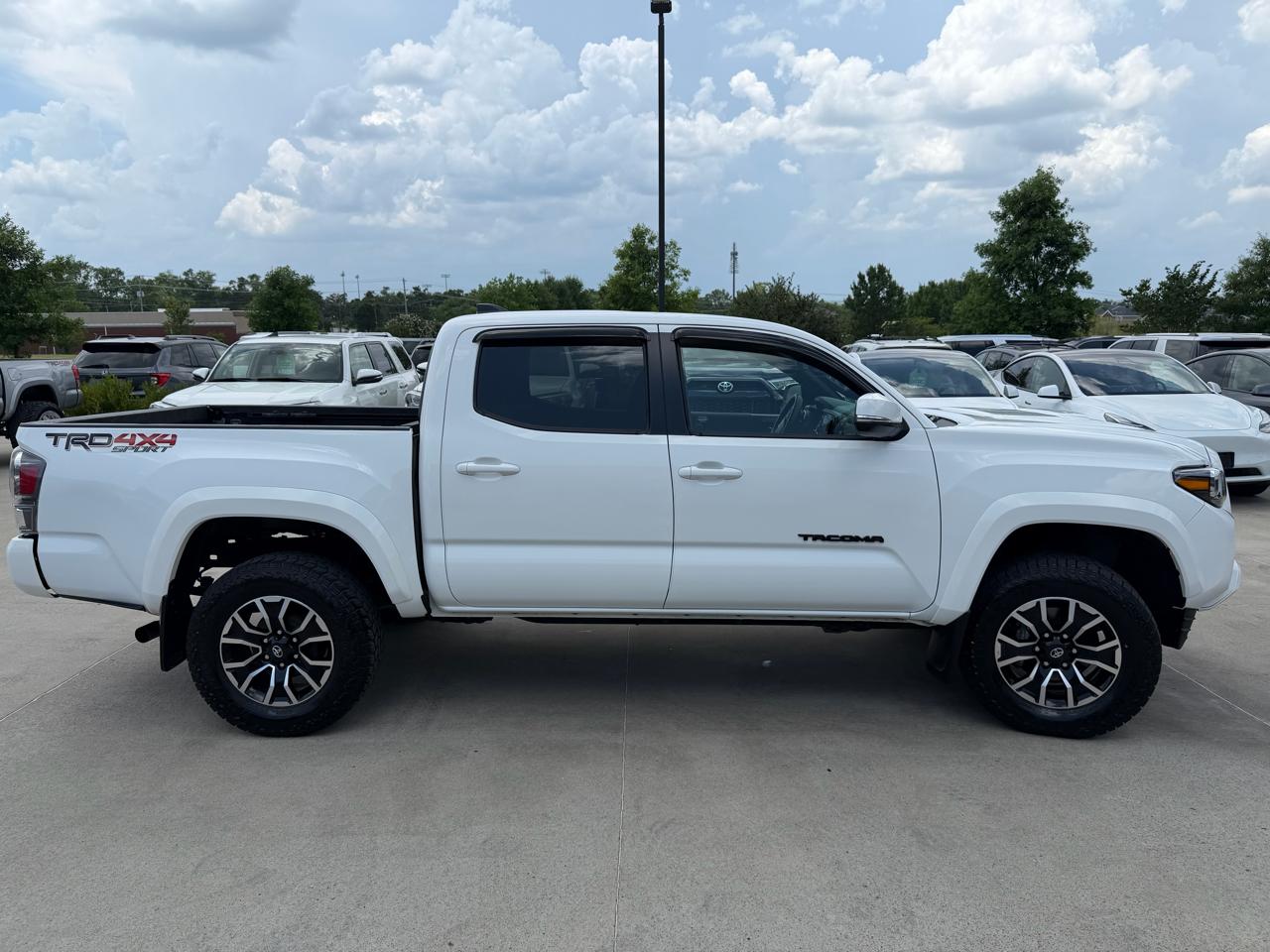 Toyota Tacoma 4WD  2023