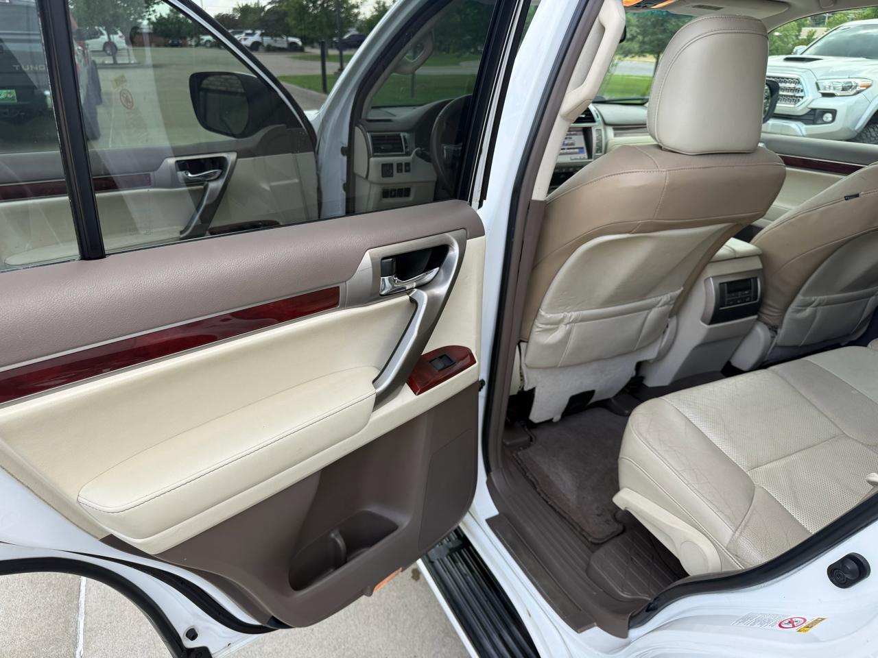 Lexus GX 460 4WD 4dr 2013