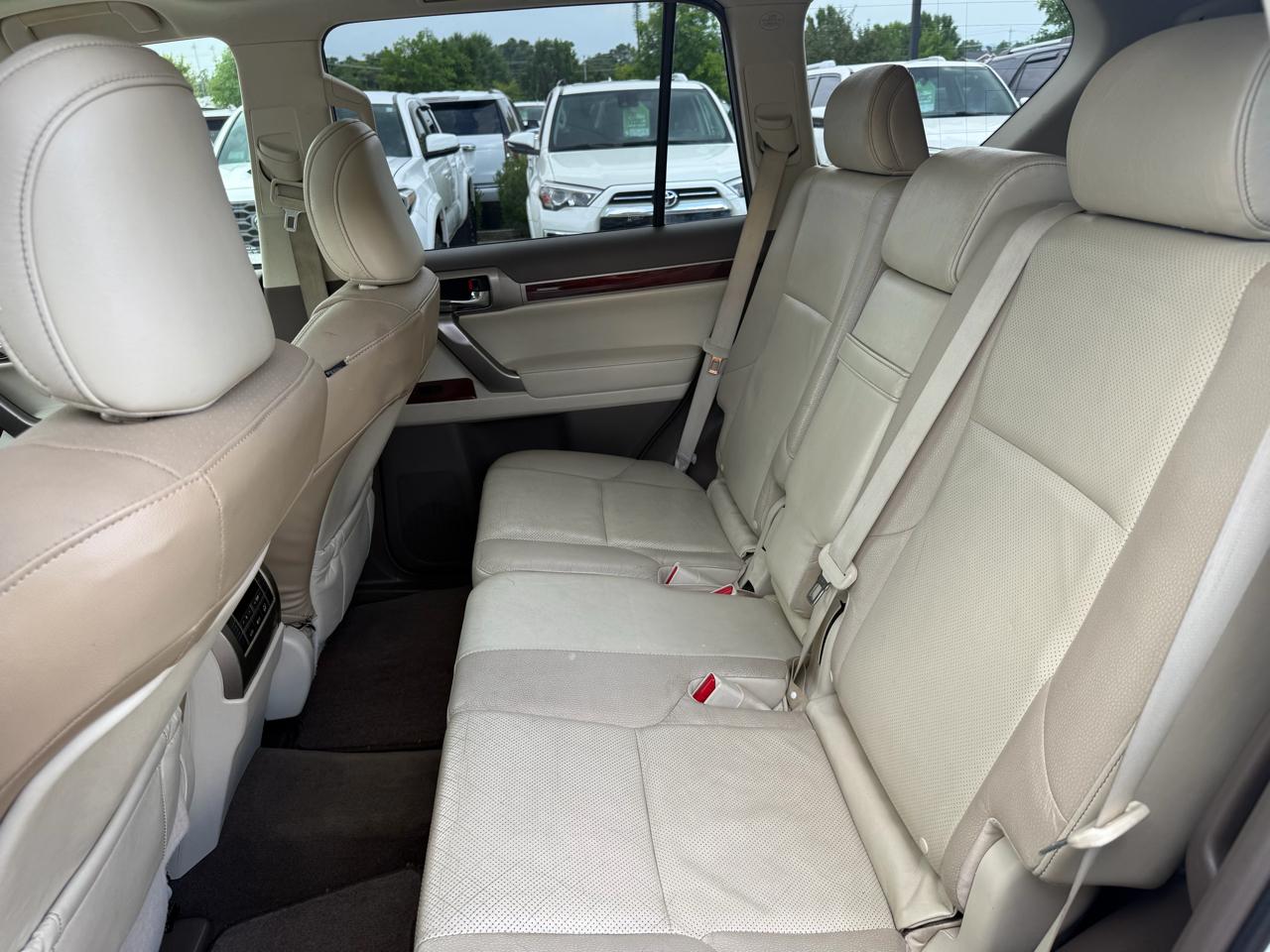Lexus GX 460 4WD 4dr 2013